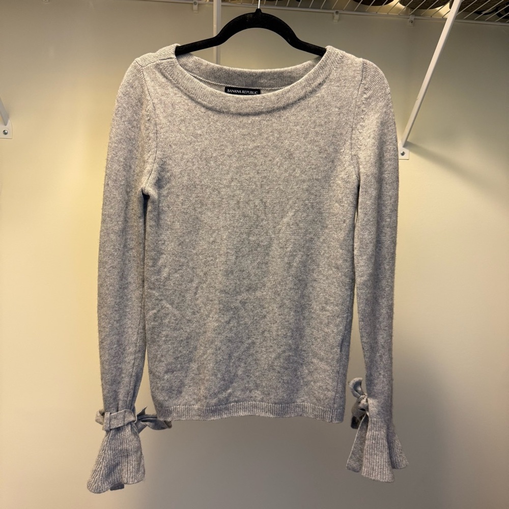 Banana Republic Bow Cashmere Sweater